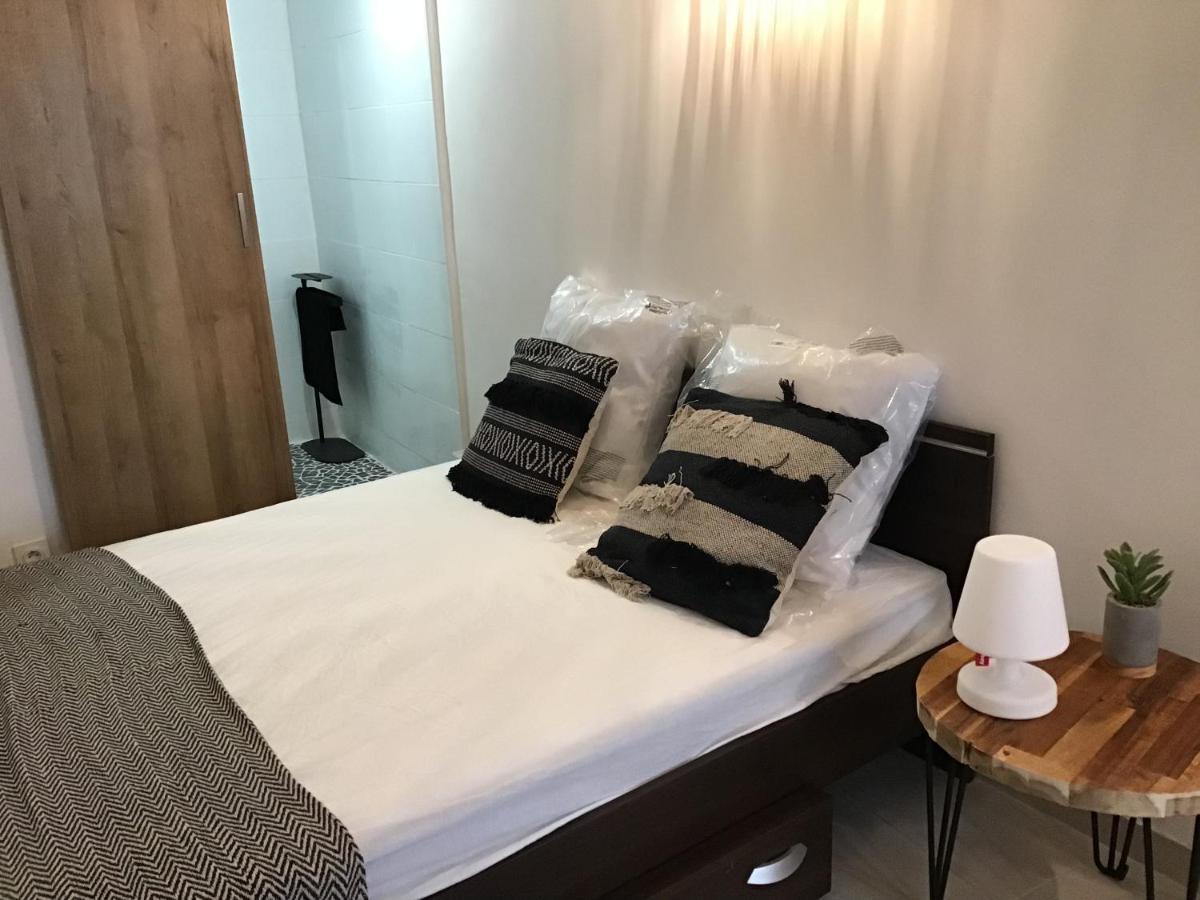 Loft Avec Beaucoup De Cachet Centre Historique Montpellier Apartment Ngoại thất bức ảnh